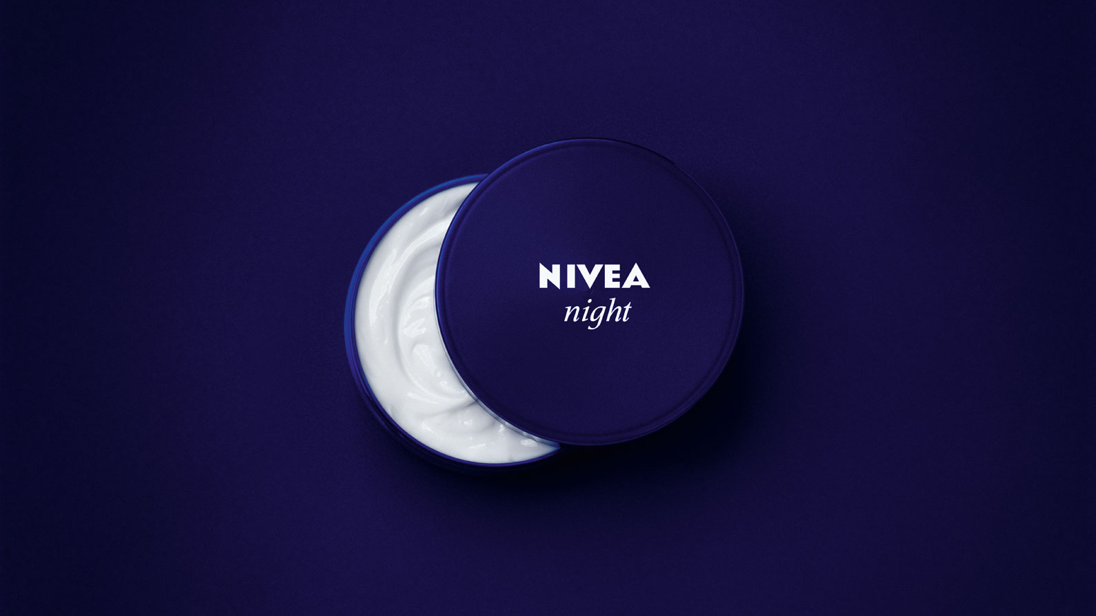 Ad n. Nivea реклама. Nivea баннер. Nivea крем реклама. Nivea слоган.